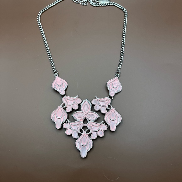 Retired PreOwned Plunder “Sue” Statement Necklace Soft Pink 18”-21” Box and Bag - Picture 7 of 16